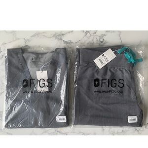 BNWT FIGS GRAPHITE SCRUB SET SIZE SMALL